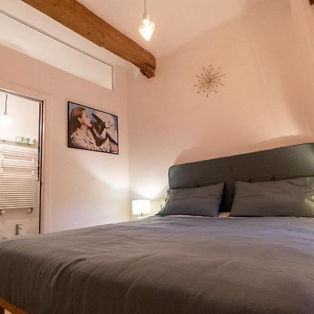 Lovely Studio D'Azeglio By Studio Vita Bologna Exterior foto