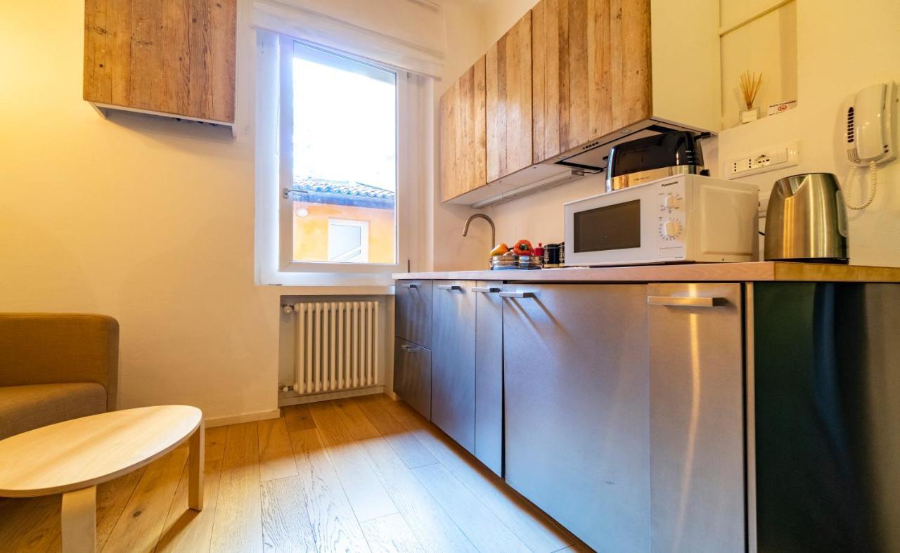 Lovely Studio D'Azeglio By Studio Vita Bologna Exterior foto