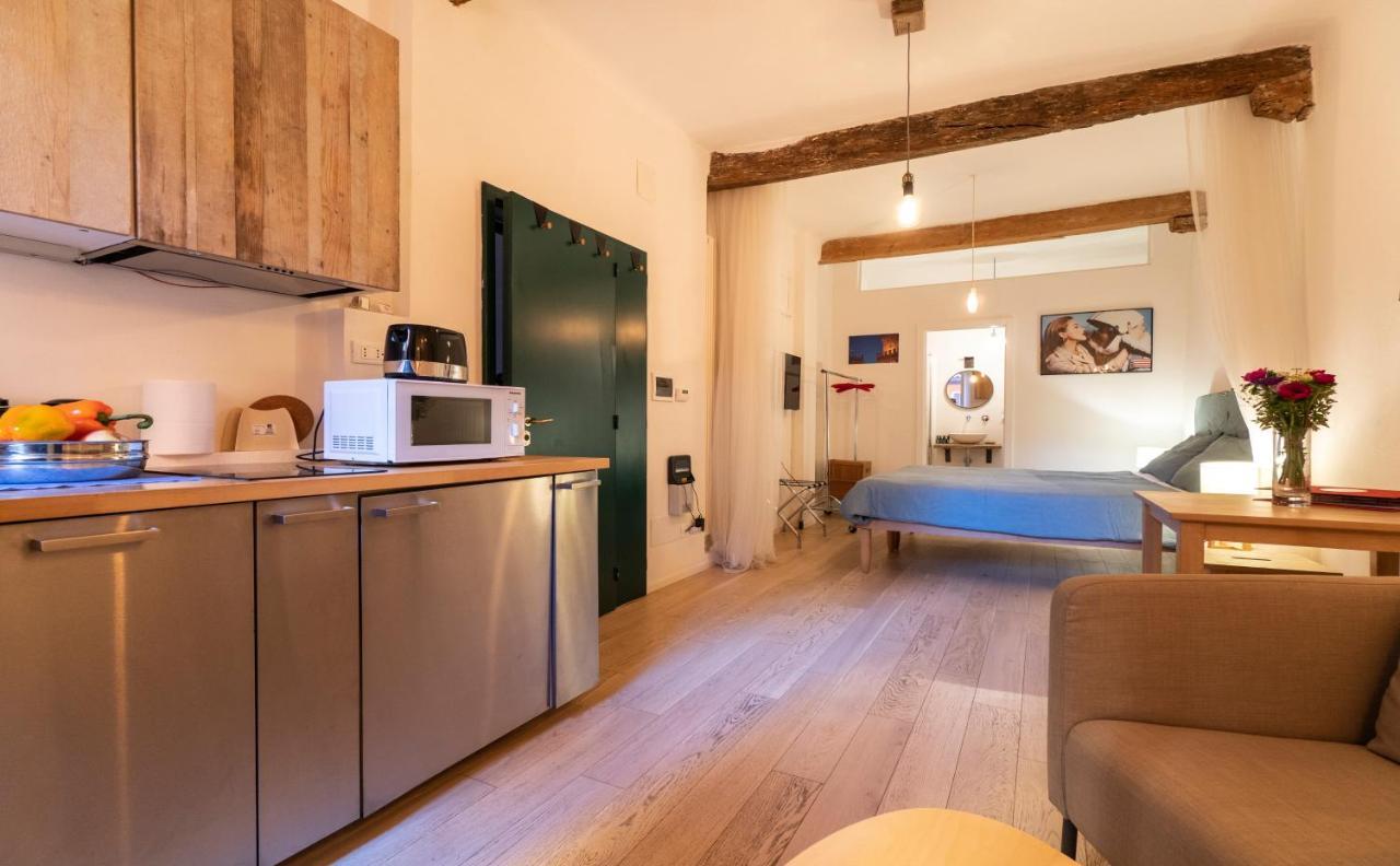Lovely Studio D'Azeglio By Studio Vita Bologna Exterior foto